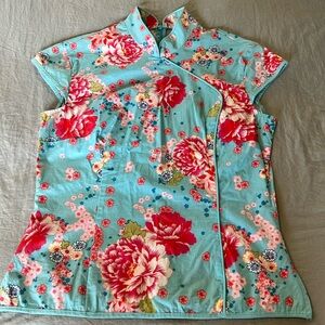 Adorable H&M tailored colorful top size US 12